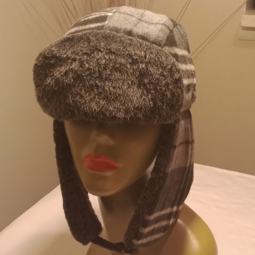 Stylish Winter Hat - image 8